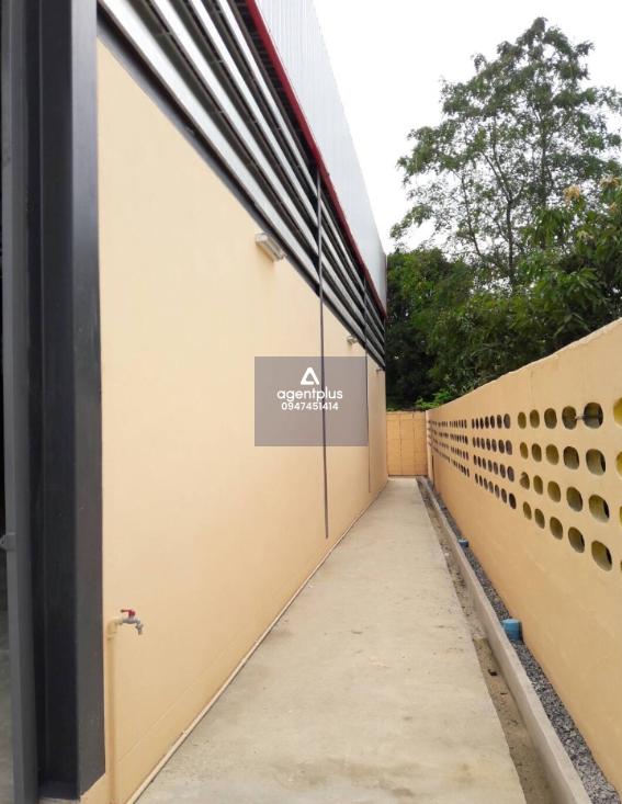 ให้เช่า เเละขายโกดัง บางบอน5 ทำเลดีมาก รถใหญ่เข้าออกได้