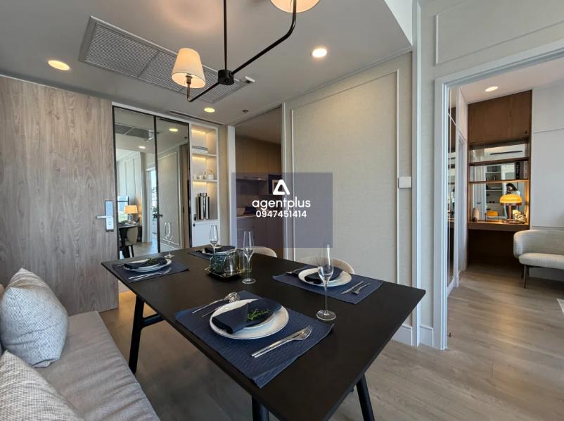 คอนโดหรู ดีไซน์พรีเมียม ห้องขนาดใหญ่ ฟังก์ชันครบ