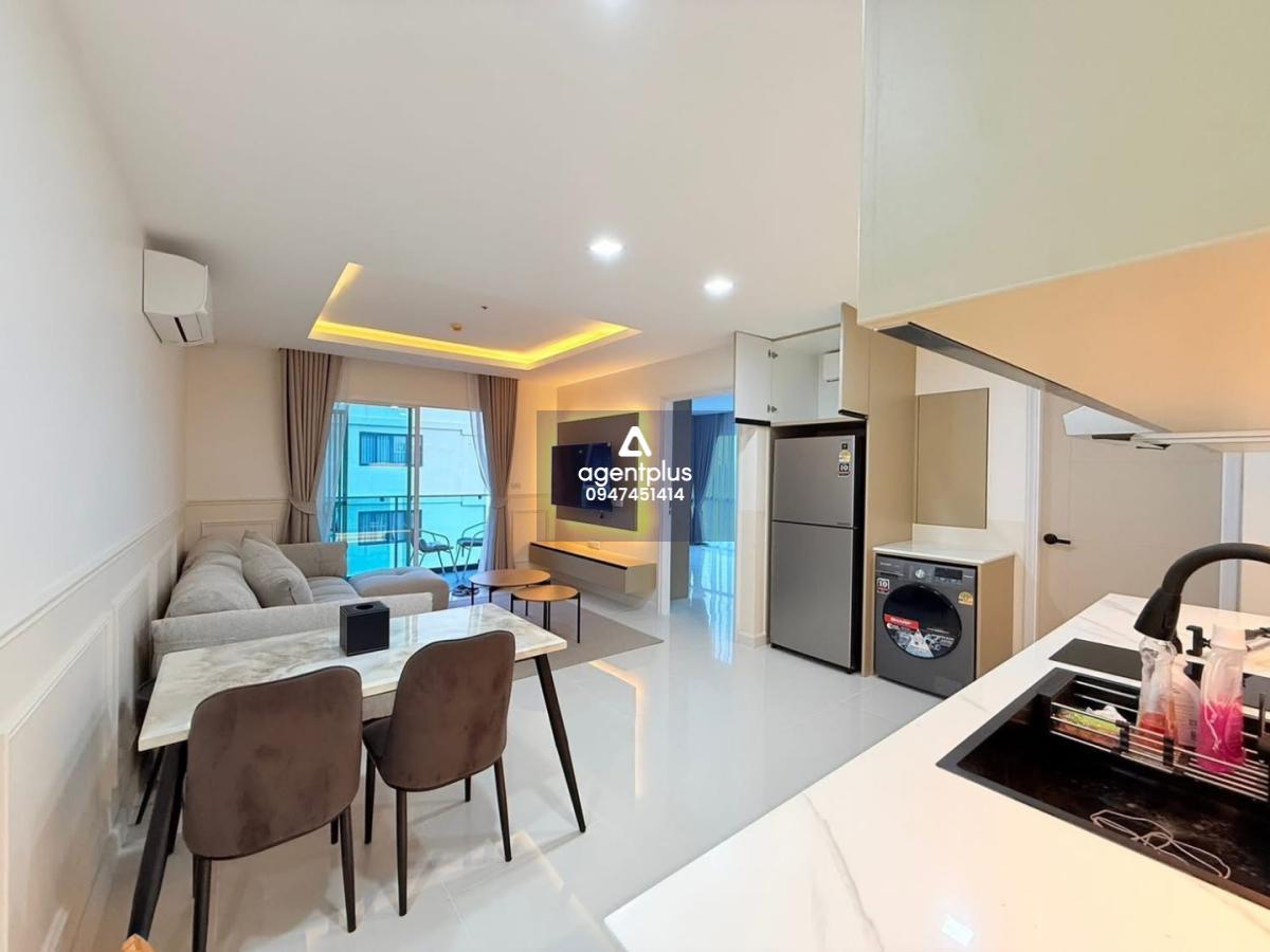 ขายคอนโด One Tower พระตำหนัก ซอย 4 ห้องมุม วิวสนามกอล์ฟ