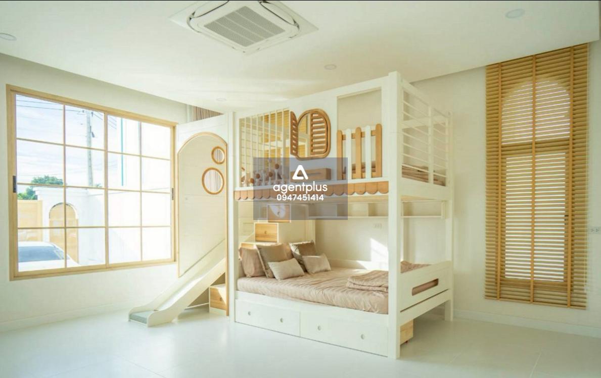 ขาย พูลวิลล่าพัทยา ตกแต่งให้ครบ สไตล์ เมดิเตอร์เรเนียน  ใกล้มอเตอร์เวย์ ใกล้ตัวเมืองพัทยา