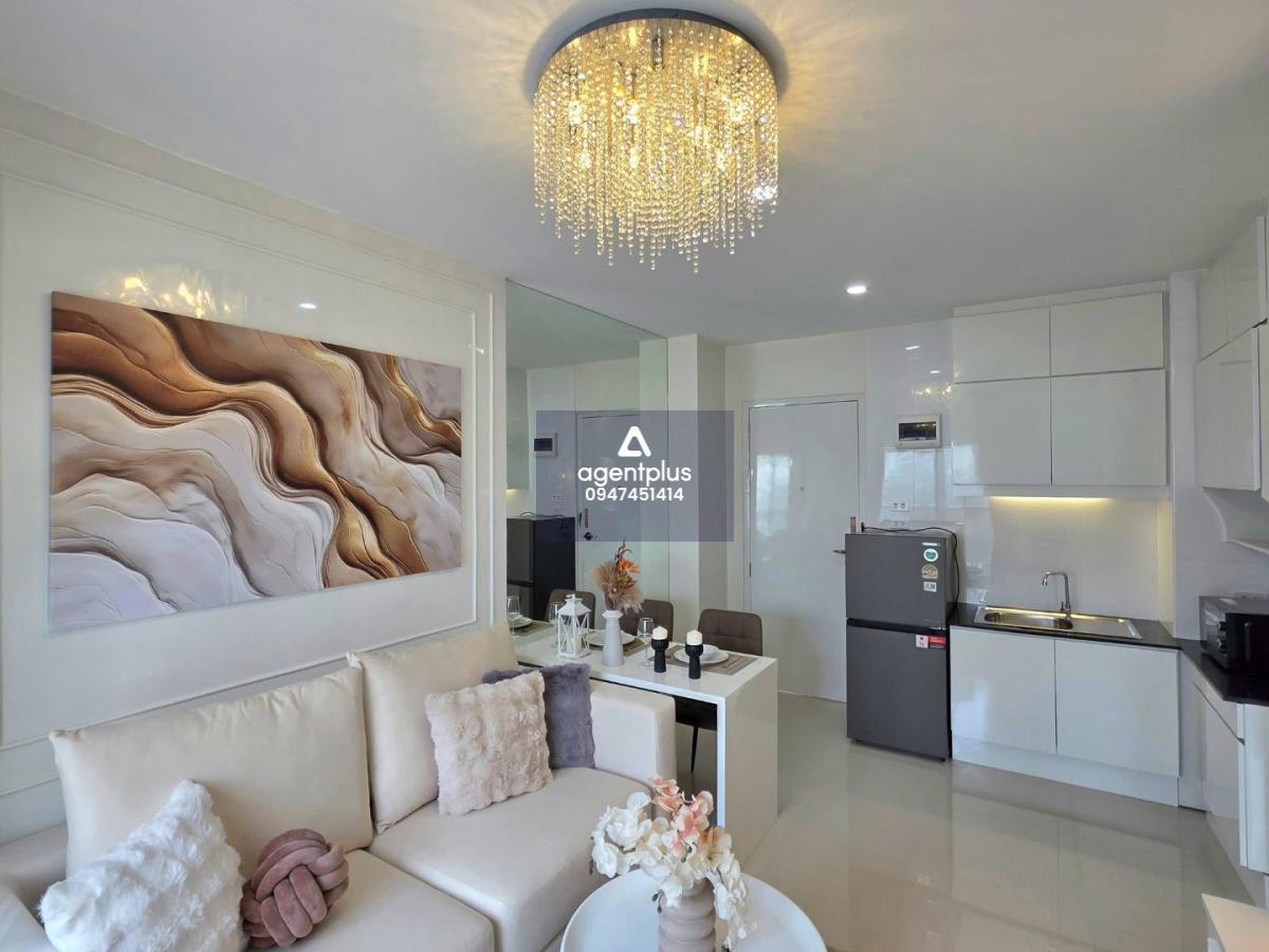 ขาย คอนโดสไตล์ Luxury พร้อมอยู่ ห้องมุม แต่งครบ