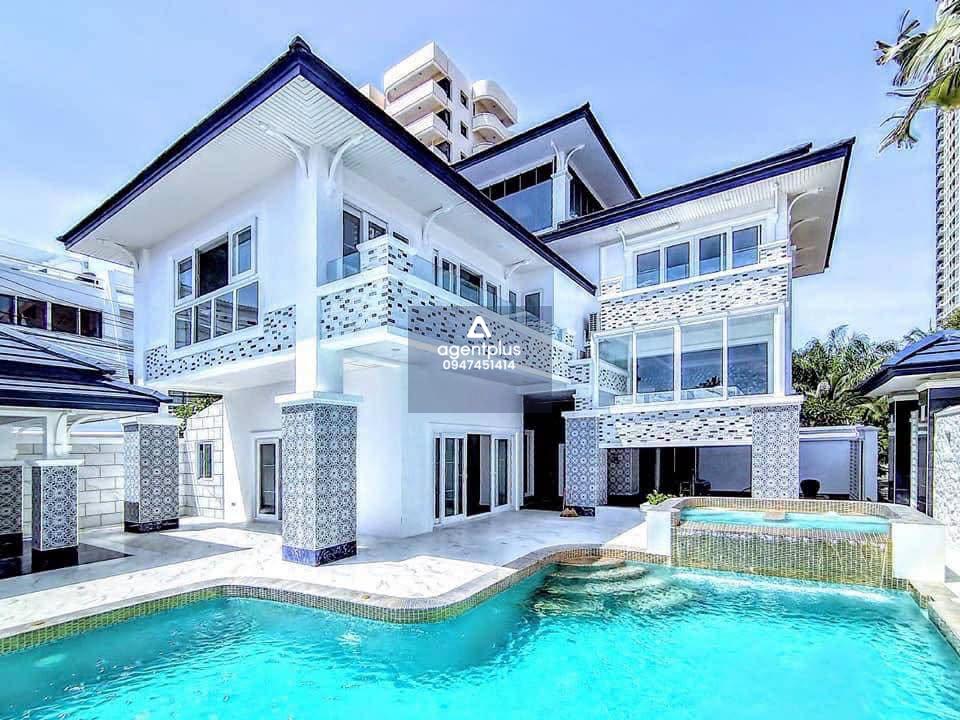 ขายคฤหาสน์หรู 4 ห้องนอน จอมเทียน พัทยา ติดทะเล วิวทะเลเต็มตา