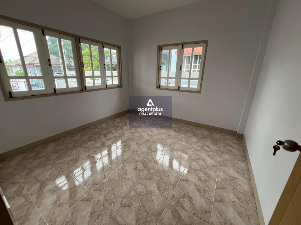 บ้านเดี่ยวชั้นเดียว ถนนเทศบาล 58 ทำเลดี สาธารณูปโภคครบครัน โครงการมณียา ปรับปรุงใหม่