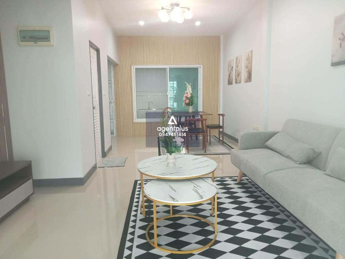 ขายทาวน์โฮม 2 ชั้น 3 ห้องนอน  พัทยา–หนองปรือ แปลงหัวมุม รีโนเวทใหม่  พร้อมอยุ่