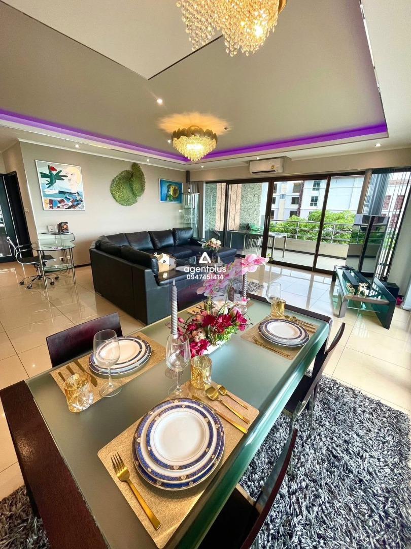ให้เช่าคอนโด วิวทะเล3 2ห้องนอน ขนาดใหญ่เห็นวิวทะเล ห้องมุม ย่านพระตำหนัก พัทยา