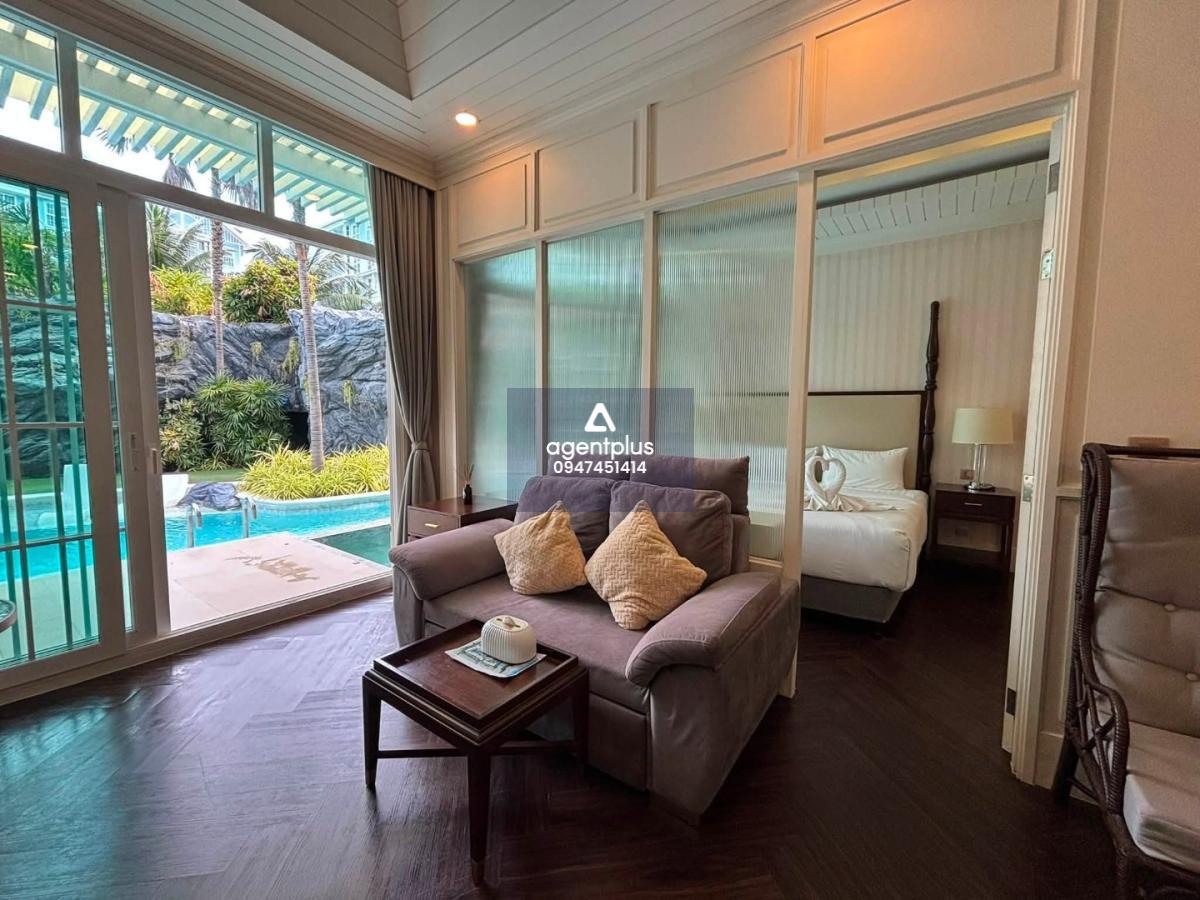 ให้เช่าคอนโด 1 ห้องนอน นาจอมเทียน พัทยา  ห้อง Pool Access ติดทะเล ตกแต่งหรู พร้อมอยู่