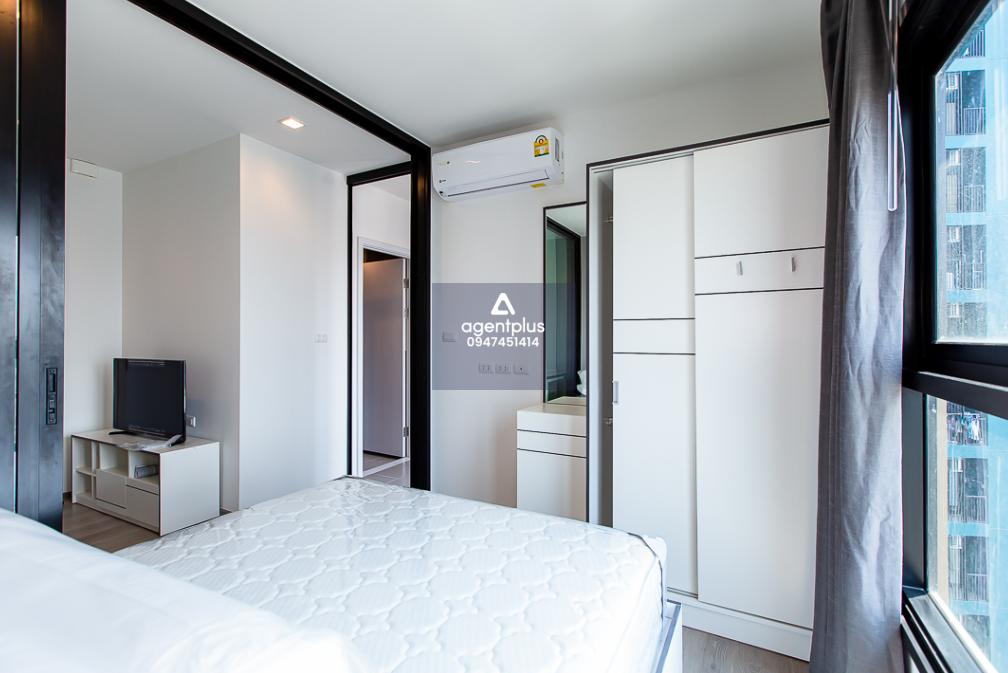 คอนโดทำเลทอง  เดอะ เบส เพชรเกษม ใกล้ MRT เพียงไม่กี่ก้าว พร้อมอยู่ ราคาพิเศษ!