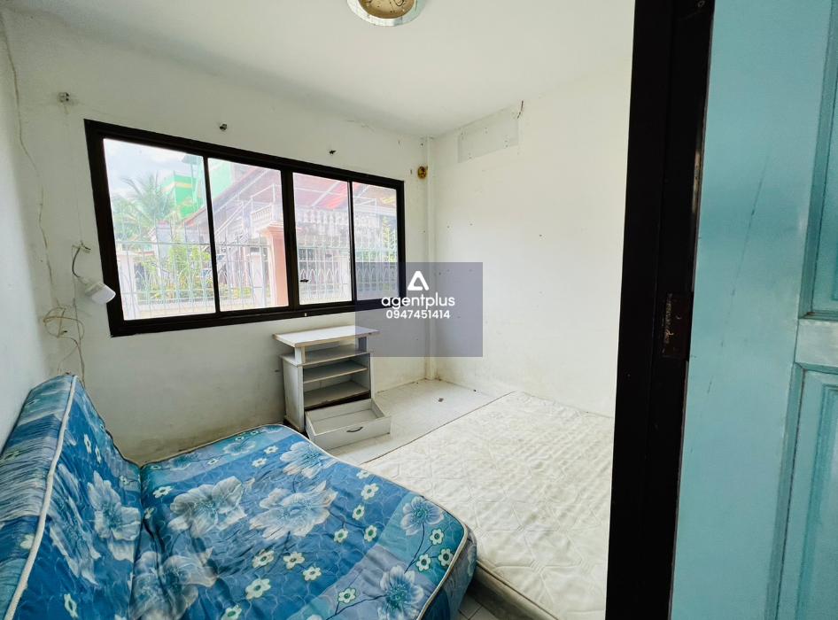 บ้านเดี่ยวชั้นเดียว ภายในกว้างขวาง โครงการปัญญานิมิตร ชลบุรี ทำเลดี ติดถนนซอยปัญญานิมิตร เดินทางสะดวก อยู่ในย่านชุมชน