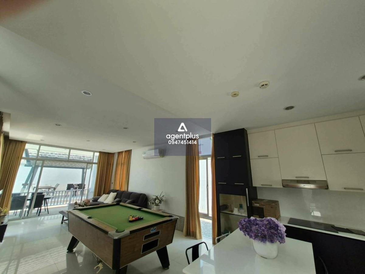 ขาย/ให้เช่าบ้านหรูในหมู่บ้าน ซอยนาจอมเทียน6 พร้อมสระว่ายน้ำส่วนตัว