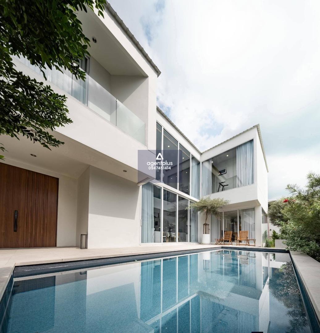 *ขาย/เช่าบ้านเดี่ยวนอกโครงการพร้อมสระว่ายน้ำ สไตล์ minimal modern ลาดพร้าว 64 กรุงเทพฯ