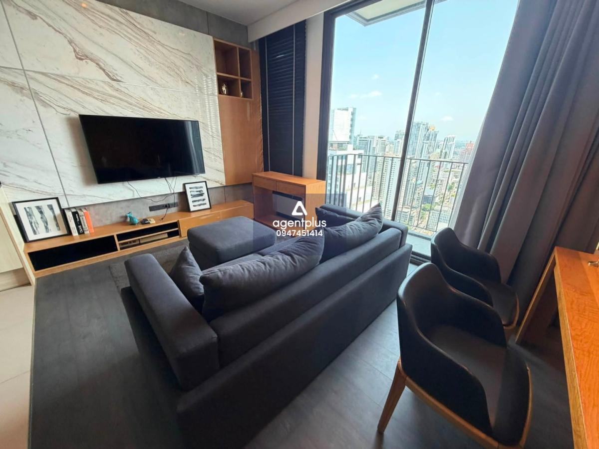 ขายคอนโด 2 ห้องนอน ทำเลอโศก–สุขุมวิท 23 ใกล้ BTS อโศก