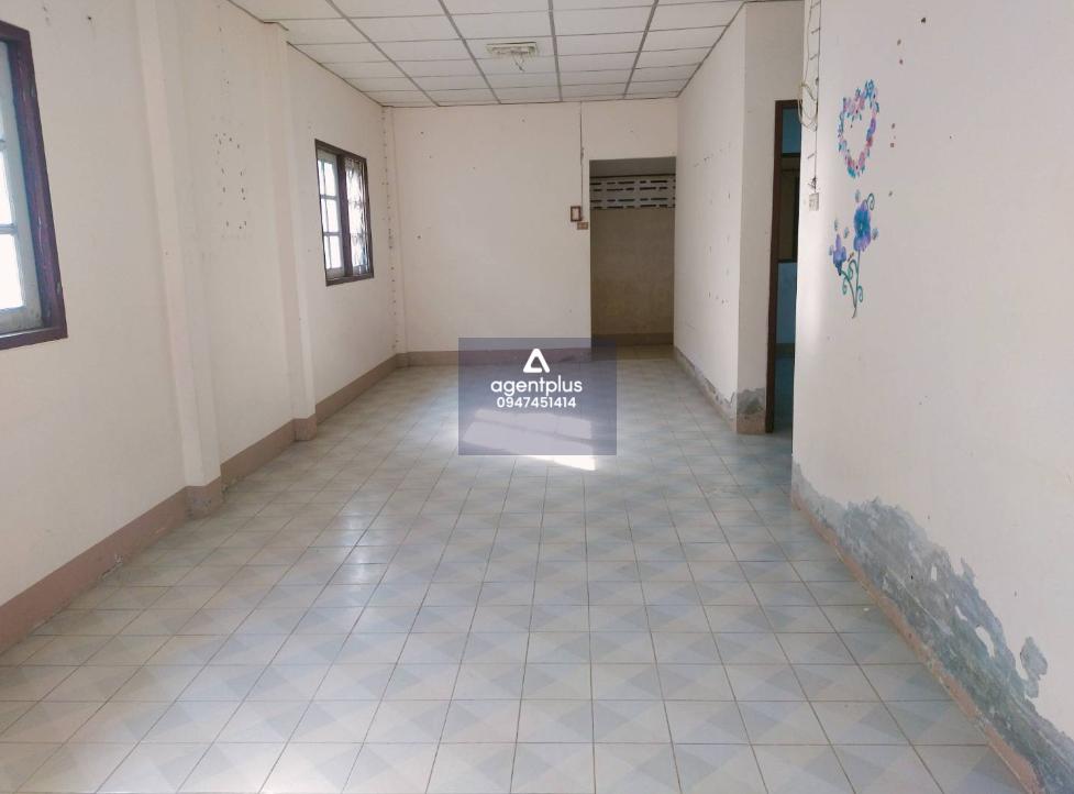 บ้านเดี่ยว โครงการมารีน เมืองระยอง อยู่ห่างจากถนนสุขุมวิท ทล.3 ประมาณ 1.5 กม. ทำลเดี การคมนาคมสะดวก