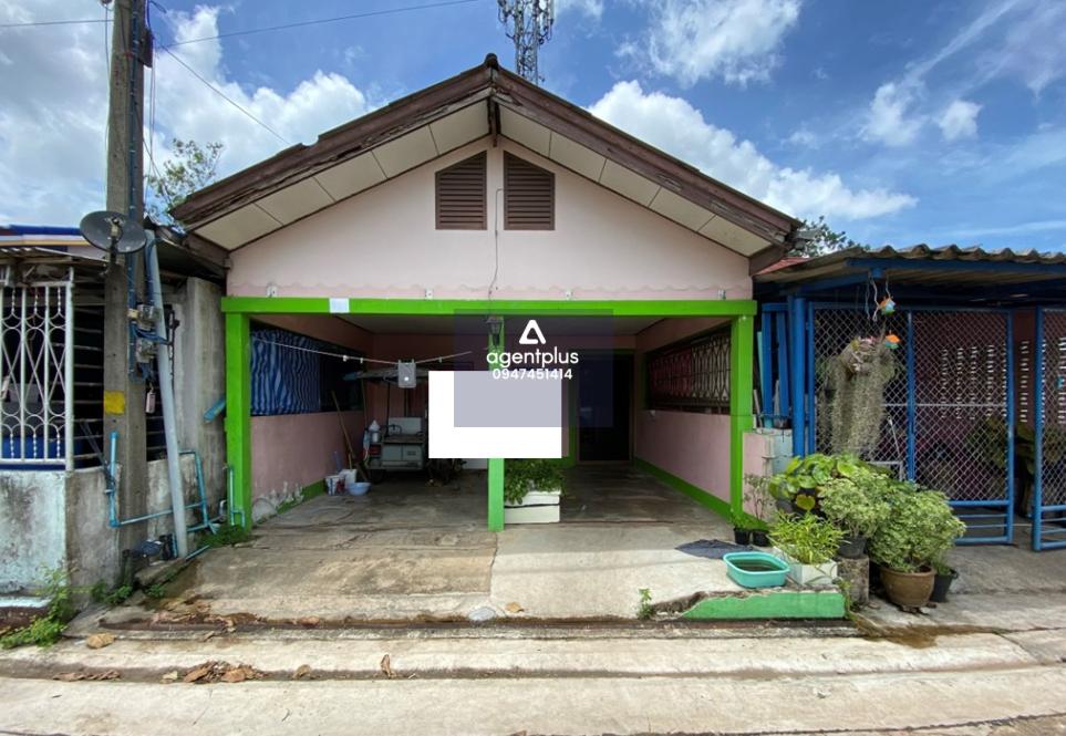 ทาวน์เฮ้าส์ชั้นเดียว ตั้งอยู่ใกล้แหล่งชุมชน การคมนาคมสะดวก โครงการบ้านสินทรัพย์ แกลง