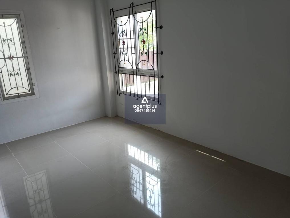 บ้านเดี่ยว โครงการอีสเทิร์น พาร์ควิลล์ ระยอง ทำเลดี เดินทางสะดวก อยู่ในย่านชุมชน