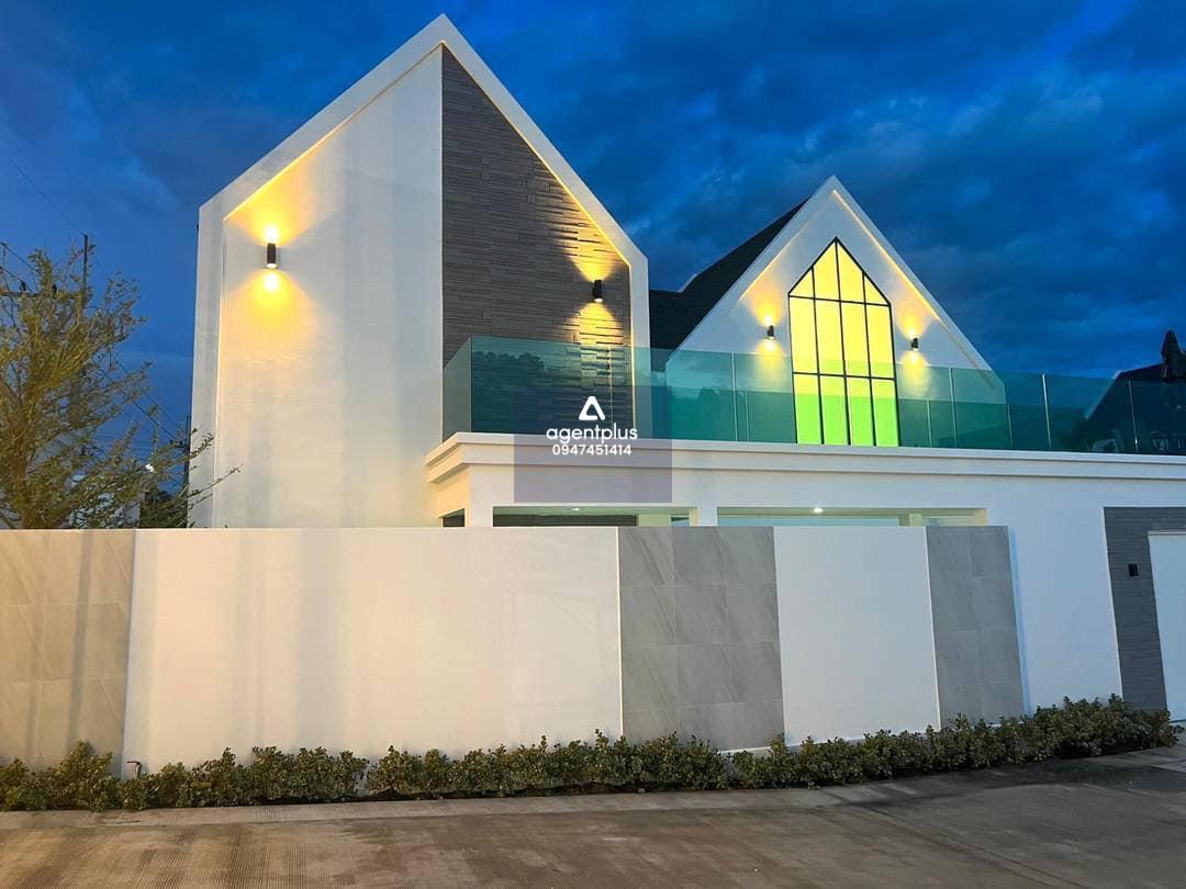 บ้านพูลวิลล่าหรูชั้นเดียว(บ้านจริงสวยมาก)
