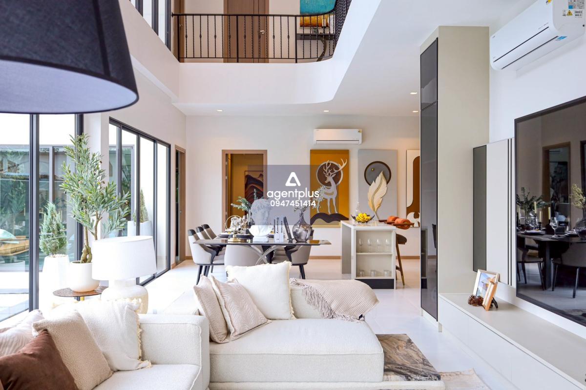 ขายพูลวิลล่าระดับลักชูรี่ ใจกลางพัทยา ผสานชีวิตเหนือระดับเข้ากับความเป็นส่วนตัว Aura City Center Pool Villa Pattaya