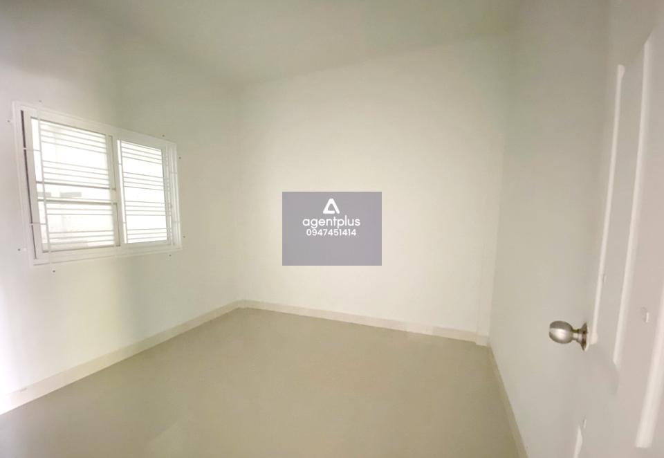 ทาวน์เฮ้าส์ โครงการชนากาญจน์ 4 เมืองระยอง ทาวน์เฮ้าส์ชั้นเดียว ทำเลดีใกล้ถนนสุขุมวิท (ทล.3) การคมนาคมสะดวก สาธารณูปโภคพื้นฐานครบ