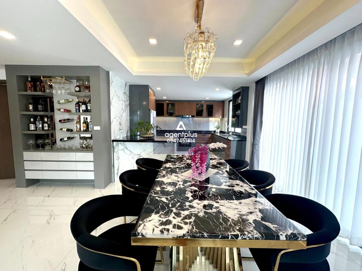 พูลวิลล่าฝั่งทะเล ห่างจอมเทียน 700 ม. ทำเลทอง ปล่อยเช่ารายวันได้ พร้อมเฟอร์ครบ