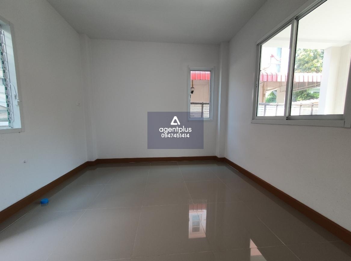 ขายบ้านเดี่ยว 2 ชั้น รีโนเวทแล้ว โครงการเมลา วิลล์ ธัญบุรี ทำเลดีติดซอยรังสิตนครนายก 46 การเดินทางสะดวก เข้า-ออกได้หลายเส้นทาง