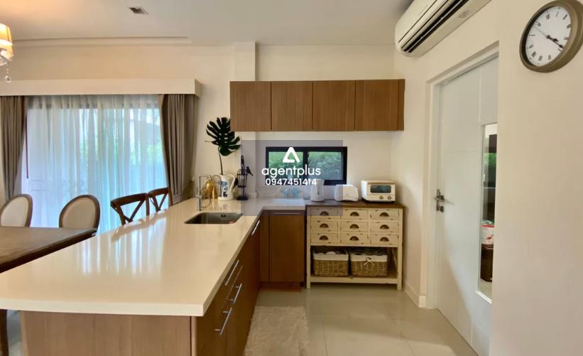 ขาย/เช่า บ้านสวย contemporary เศรษฐสิริ วัชรพล-เทพรักษ์ เฟอร์ครบ พร้อมเข้าอยู่ได้ทันที