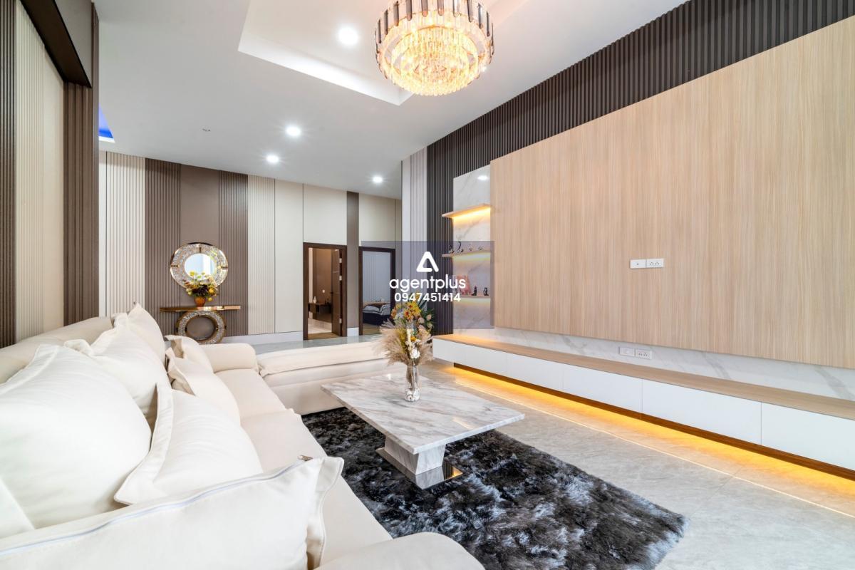 ขาย บ้านเดี่ยว พร้อมสระว่ายน้ำ | โครงการพรเทพ 8