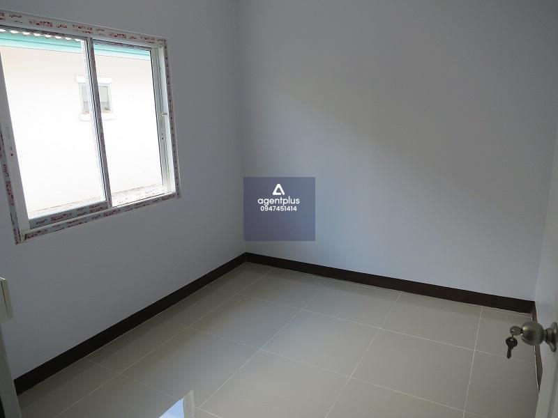 พฤกษา 24 บางน้ำเปรี้ยว ปรับปรุงใหม่ ทาวน์เฮ้าส์ 2 ชั้น การคมนาคมสะดวก ห่างจากถนนสุวินทวงศ์ เพียง 860 เมตร