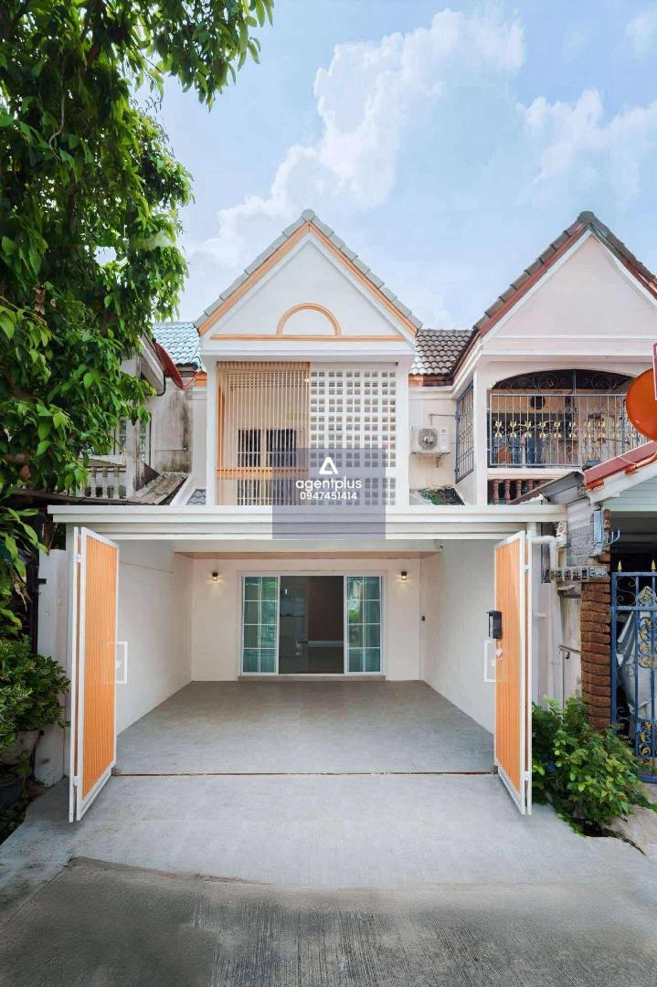 ขาย ทาวน์เฮ้าส์ 2 ชั้น ฝั่งทะเล ใกล้ หาดจอมเทียน เพียง 7 นาที 