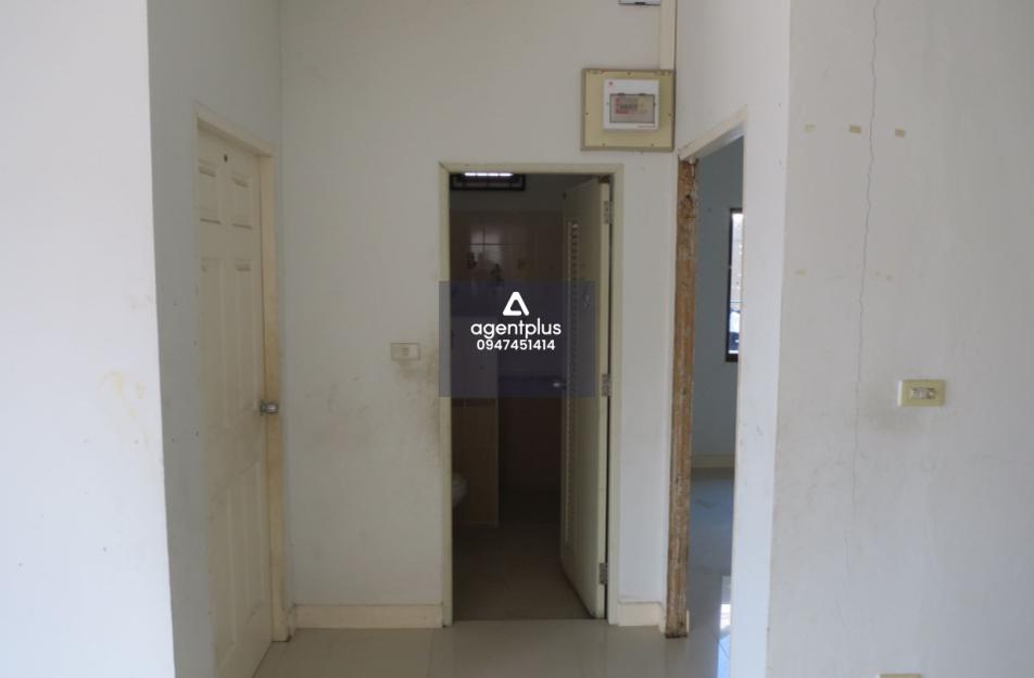 บ้านเดี่ยวชั้นเดียว โครงการบ้านอยู่สบาย ชลบุรี ถนนสายพานทอง-หนองกาน้ำ (ชบ.3023) แยกจากถนนศุขประยูร(ทล.315) ทำเลแหล่งชุมชน สาธารณูปโภคครบครัน