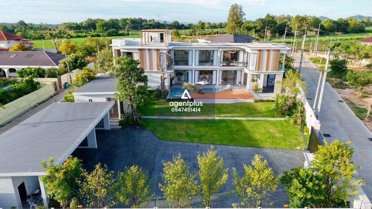 Luxury Pool Villa ทำเลศักยภาพ พัทยา