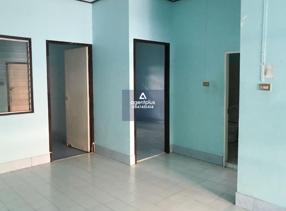 ทาวน์เฮ้าส์ชั้นเดียว ทำเลในแหล่งชุมชน สาธารณูปโภคครบ การเดินทางสะดวกเข้า-ออกได้หลายเส้นทาง โครงการสมอทอง ระยอง