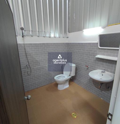 *โกดังให้เช่า คลังสินค้าให้เช่า ย่านลำลูกกา ลาดสวาย