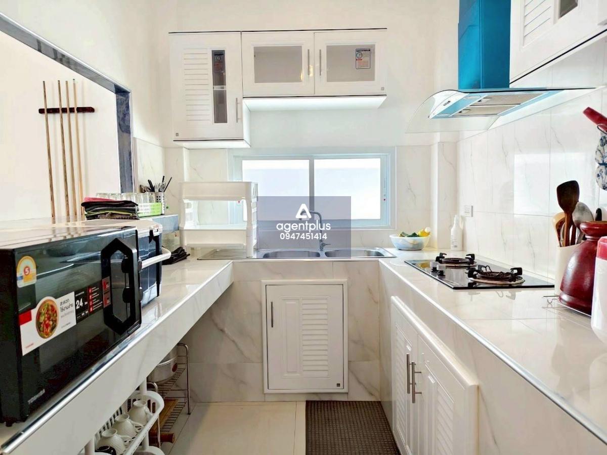 ขาย ขายพูลวิลล่า พร้อมเฟอร์นิเจอร์ทั้งหมดและเครื่องใช้ไฟฟ้า พร้อมเข้าอยู่