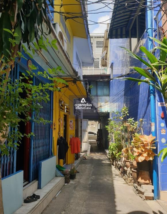 ขายตึกแถว 2 ชั้น ทำเลใจกลางเมือง บางรัก–สี่พระยา