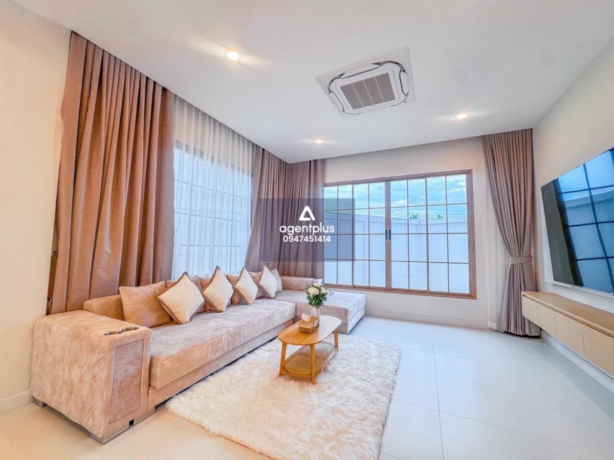 ขายบ้านพูลวิลล่าสไตล์ Mediterranean หนองปรือ ใกล้สุขุมวิท พัทยา