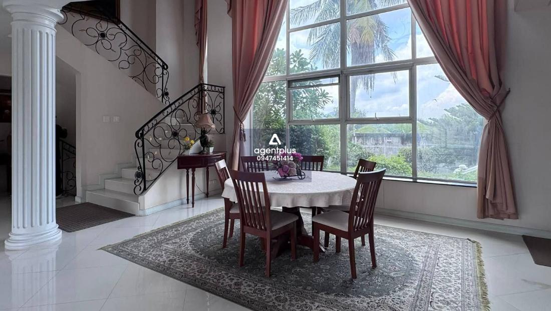 *ขาย บ้านเดี่ยวหลังใหญ่ ติดสนามกอล์ฟ Phoenix พัทยา บรรยากาศเงียบสงบ เป็นส่วนตัวสูง