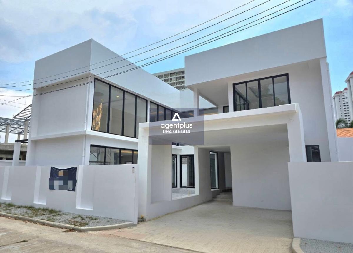 ขาย พูลวิลล่าหรู ใกล้ทะเลเพียง 200 ม. จอมเทียน 