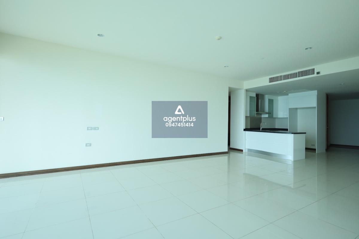 คอนโดวิวทะเล ชั้นสูง 2 ห้องนอน ขนาดพิเศษ 141.74 ตร.ม.