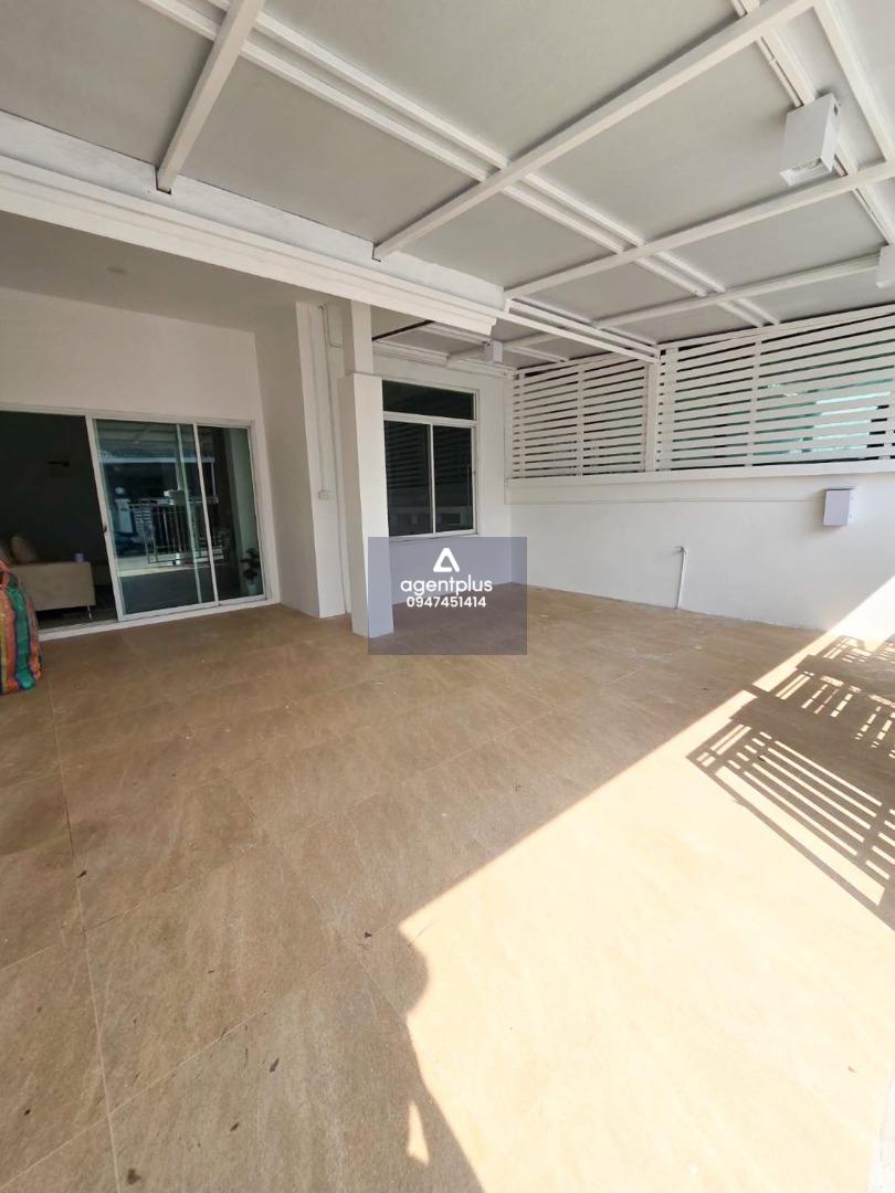 ขายบ้านทาวน์เฮ้าส์ 1ชั้น 2ห้องนอน ย่านเขาตาโลพัทยา