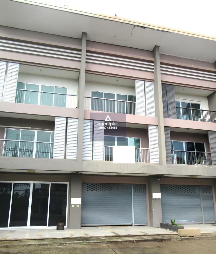 อาคารพาณิชย์ โครงการบีอเวนิว กู้กู โครงการตั้งอยู่บนทำเลดี ย่านชุมชน บนถนนรัษฎานุสรณ์ การเดินทางสะดวกสบายยิ่งขึ้น รายล้อมด้วยแหล่งท่องเที่ยวและสถานที่สิ่งอำนวยความสะดวก ระบบสาธารณูปโภคครบครัน