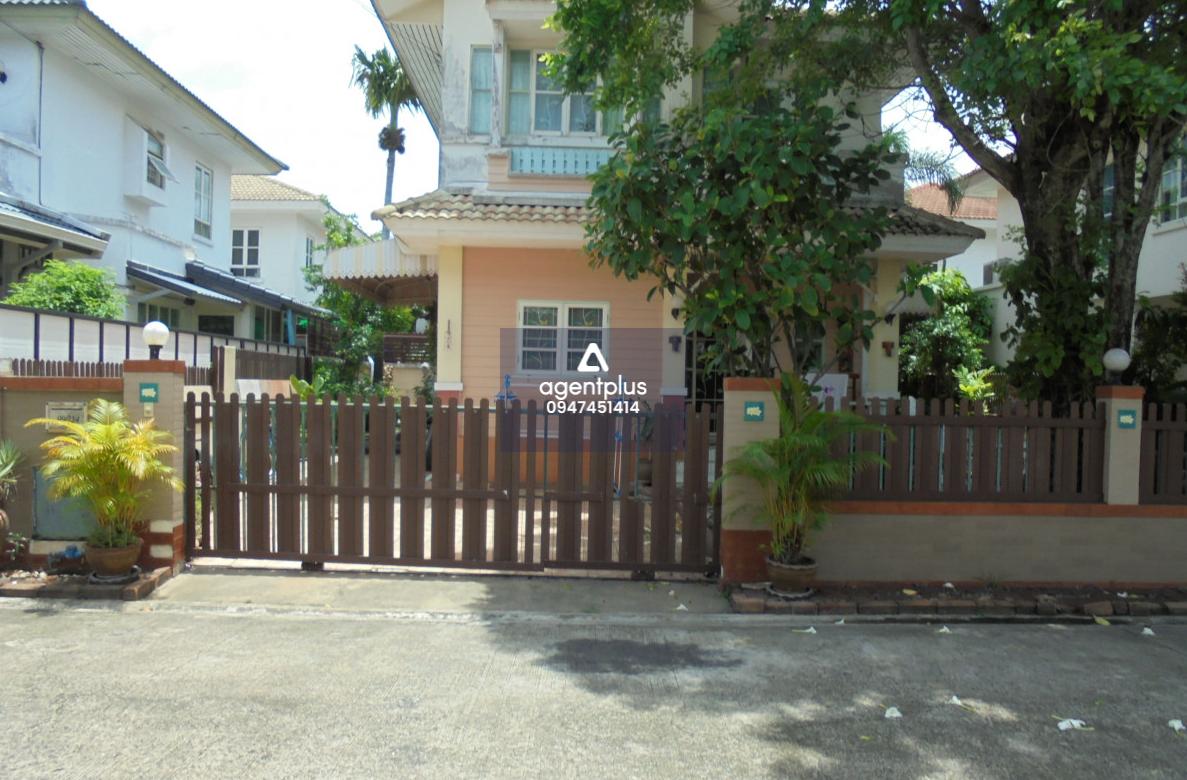 ขายบ้านเดี่ยว 2 ชั้น โครงการชลลดา วงแหวน รัตนาธิเบศร์ ทำเลดี เดินทางสะดวก ใกล้รถไฟฟ้า