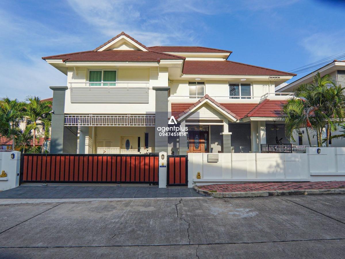 ขายบ้านหรู Modern Luxury พร้อมสระว่ายน้ำส่วนตัว – Central Park Hillside Village พัทยา