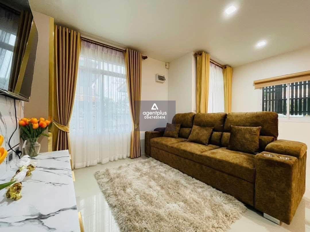 ขายบ้านเดี่ยว 2 ชั้น 4 ห้องนอน พัทยา ใกล้สุขุมวิท พร้อมเฟอร์นิเจอร์