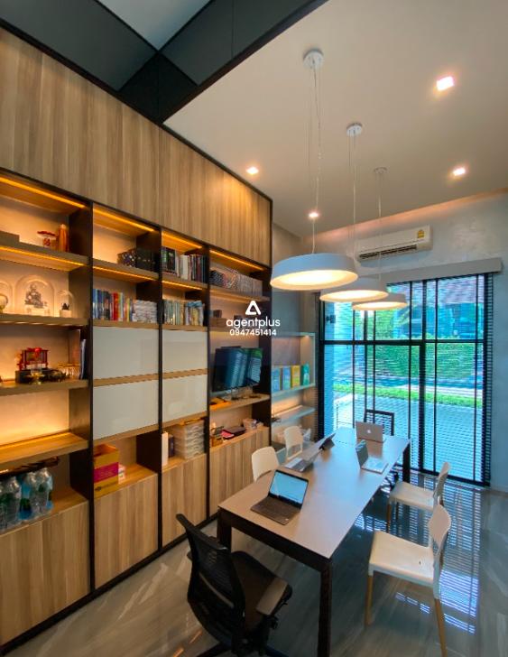 ขายทาวน์โฮม 3.5 ชั้น อาร์เด้น พระราม 3 แปลงพิเศษ ติดสวนส่วนกลาง วิวเปิดโล่ง มีแค่ไม่กี่ยูนิต ได้อารมณ์บ้านเดี่ยว