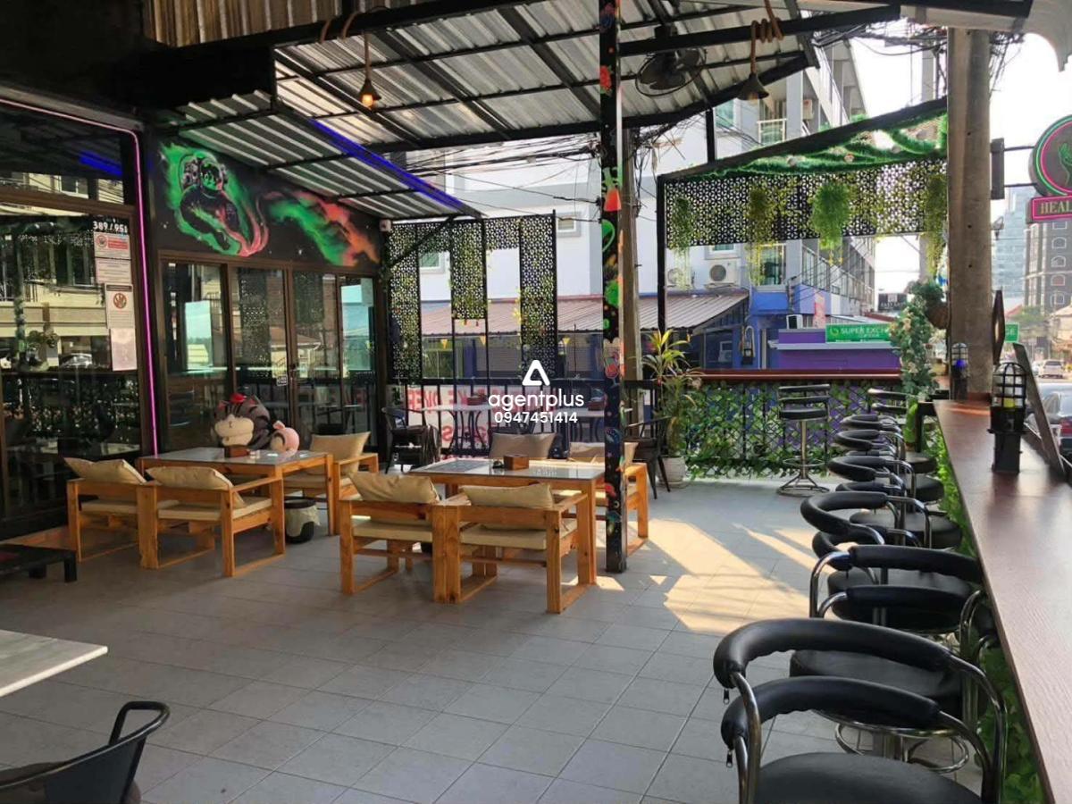 * ให้เช่าบาร์ มีครัว และร้านกัญชา 