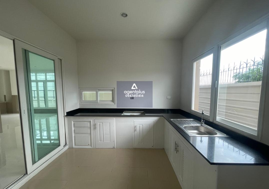 ขายบ้านเดี่ยว 2 ชั้น โครงการสิริวลัย ธัญบุรี ทำเลดี ใกล้ถนนรังสิต-นครนายก ทางเข้า-ออกสะดวก เชื่อมต่อถนนหลายเส้นทาง