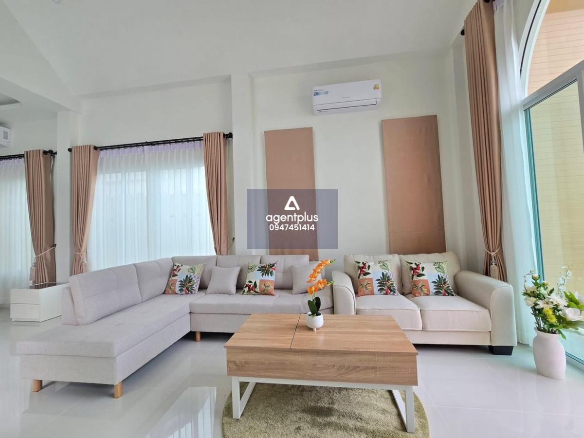 ให้เช่าวิลล่า 3ห้องนอน ใกล้โรงเรียนรีเจ้นท์พัทยา