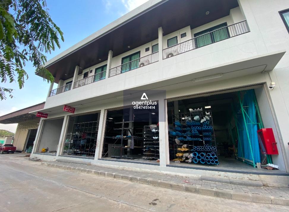 ขาย อาคาร 2 ชั้น โชว์รูม สำนักงานขาย โกดัง และที่พักอาศัย พร้อมโซลาร์เซลล์ 25.2 kWp บนที่ดิน 2 ไร่ ติดถนนประชาร่วมใจ มีนบุรี กรุงเทพ