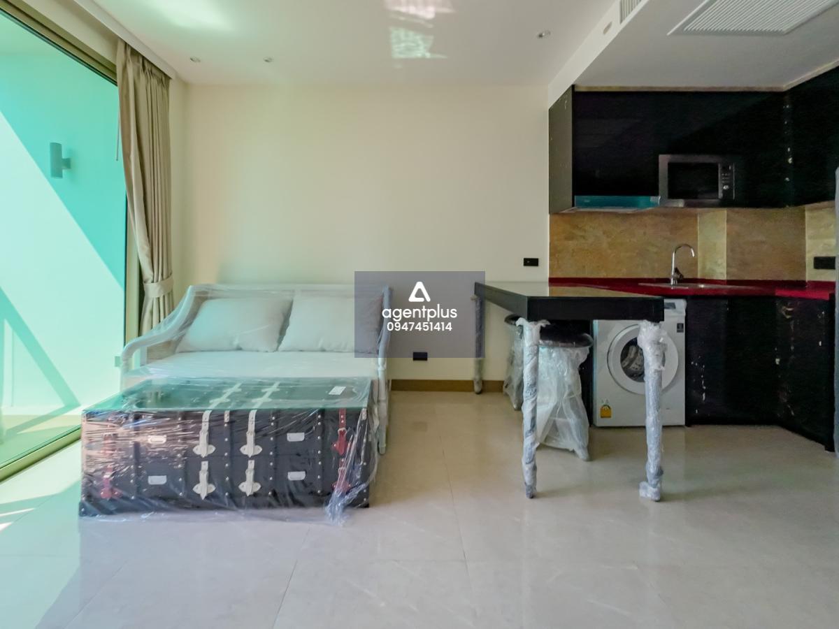 ขายคอนโดวิวทะเลฝั่งจอมเทียน เดอะ ริเวียร่า โอเชี่ยน ไดร์ฟ พร้อมอยู่