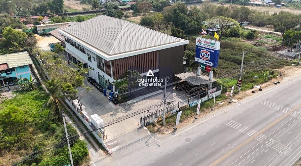 ขาย อาคาร 2 ชั้น โชว์รูม สำนักงานขาย โกดัง และที่พักอาศัย พร้อมโซลาร์เซลล์ 25.2 kWp บนที่ดิน 2 ไร่ ติดถนนประชาร่วมใจ มีนบุรี กรุงเทพ