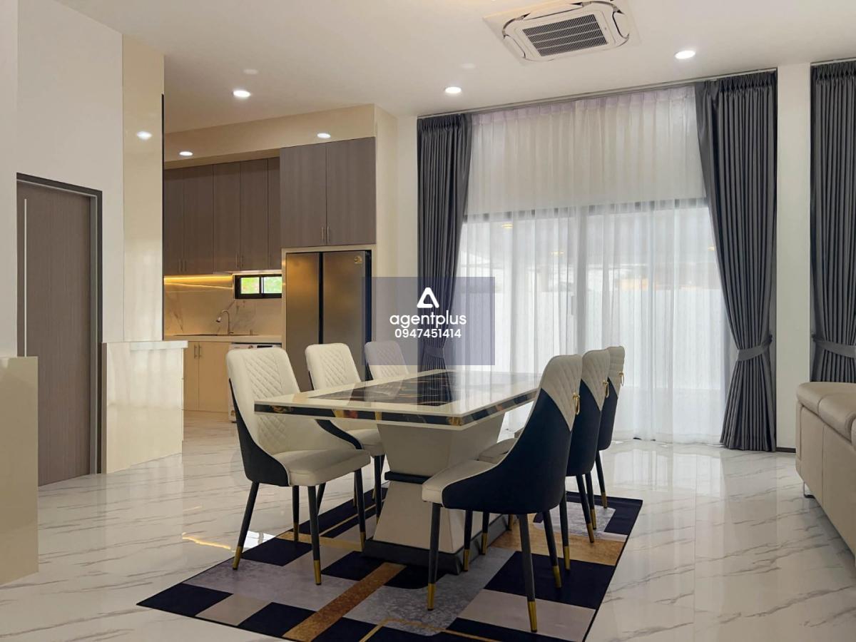 ขายบ้านพูลวิลล่าราคาพิเศษ ทำเลทองห้วยใหญ่ บ้านใหม่มือ 1 พัทยา